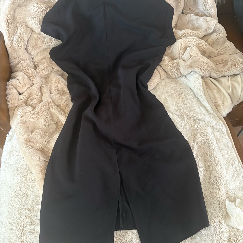 Elegant Black Sleeveless Dress